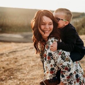 Meet your Posher, Hayley